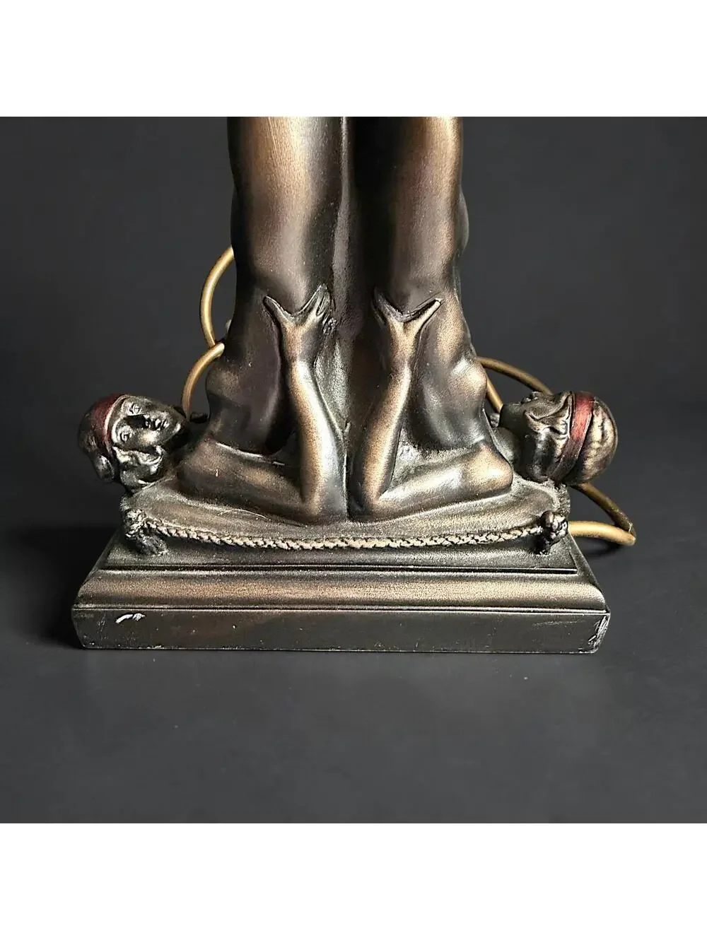 Vintage Art Deco Style Nude Lady Leg Figural Table Lamp Hollywood Regency - 15